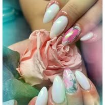 Pose gel — Nail art floral rose