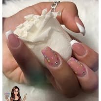 French manucure — Coeurs & strass